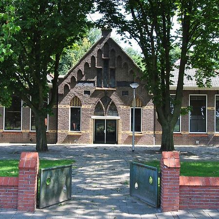 Bed & Breakfast De Oale School Lattrop Eksteriør bilde