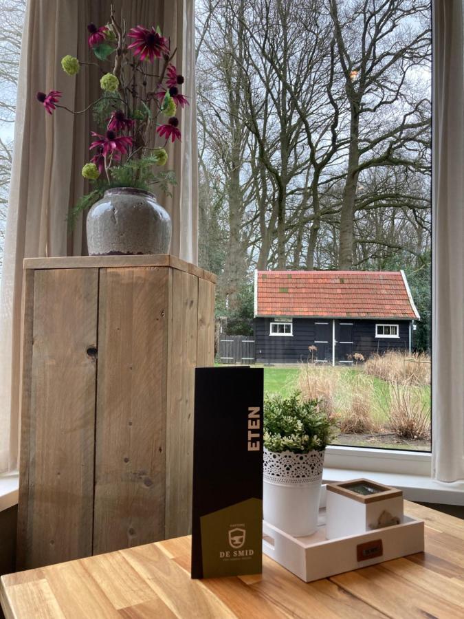 Bed & Breakfast De Oale School Lattrop Eksteriør bilde